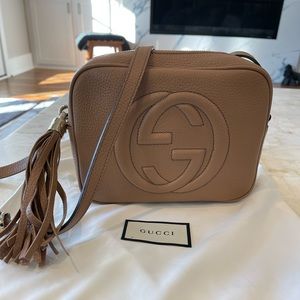 Authentic Gucci tan Soho Disco bag